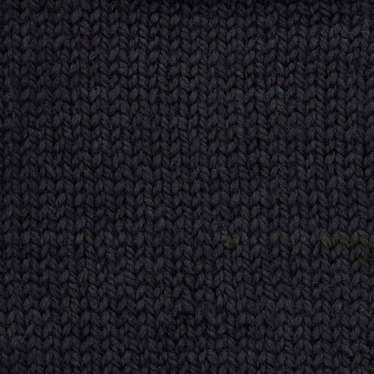 "Noir" Exquisite 4ply