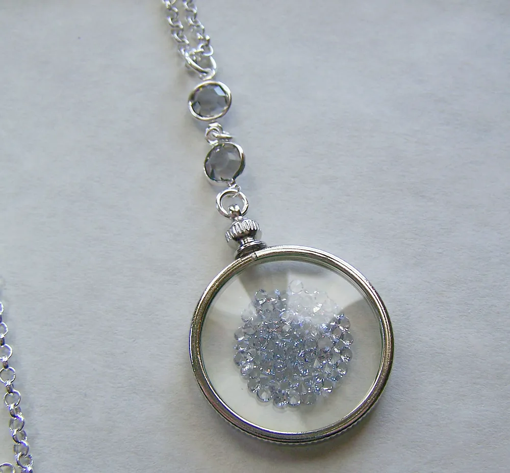 Swarovski Floating Crystals Double Sided Glass Shaker Memory Locket Necklace