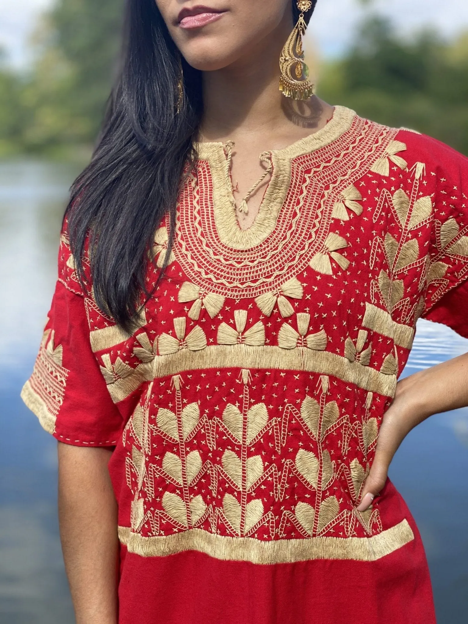 Traditional Mexican Golden Embroidered 3/4 Sleeve Blouse. Blusa Milpas Dorada