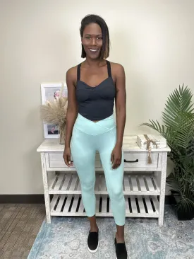 Victory Capri Leggings