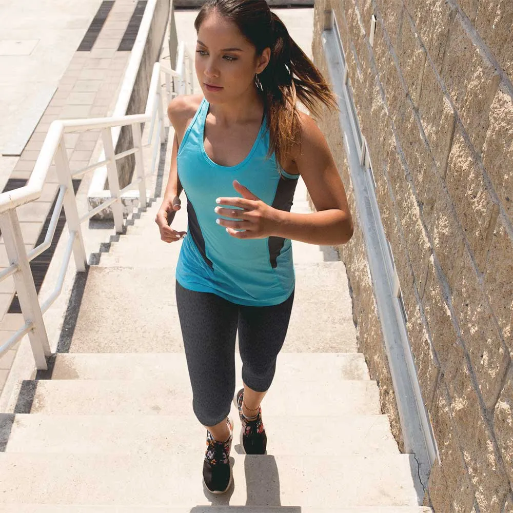 Yoga Capri Leggings in Dark Grey Leopard